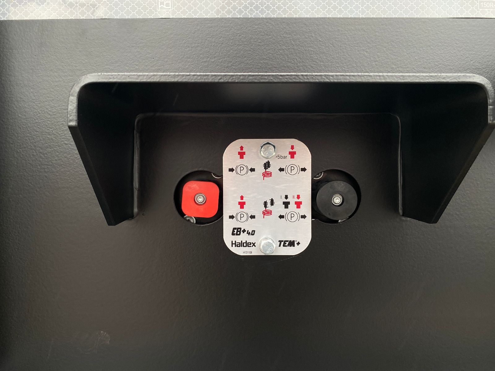 Полуприцеп Сортиментовоз (Лесовоз) VOMZ  PT-24L